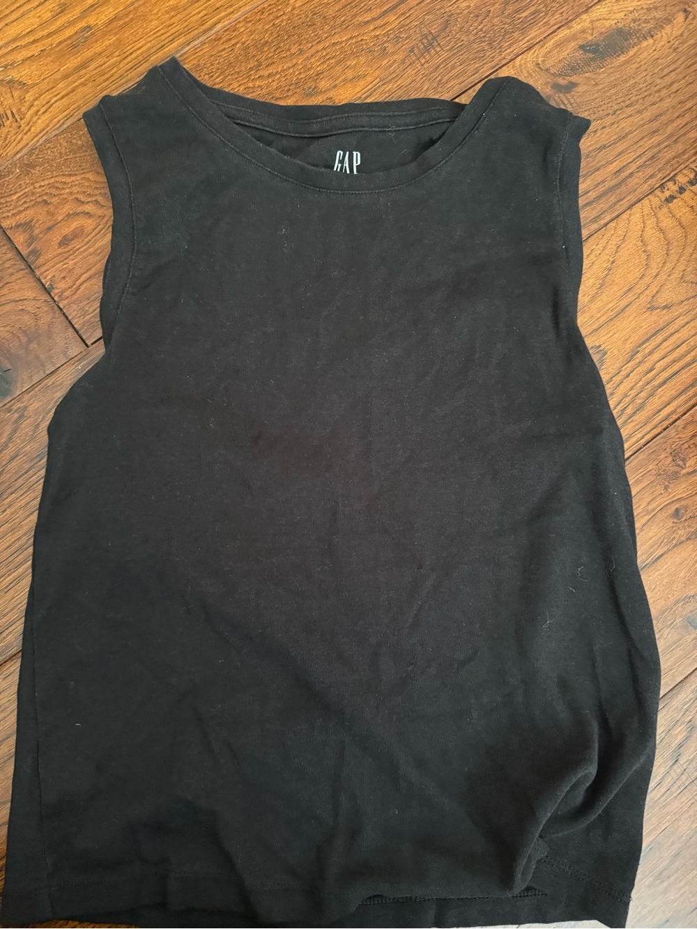 GAP Black Sleeveless Modern Tank